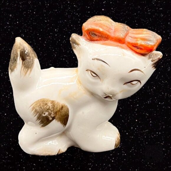 Vintage Ceramic Minis Kitschy Critter Kitty Cat Figurine Attitude W Red Bow 2”T - Picture 1 of 9